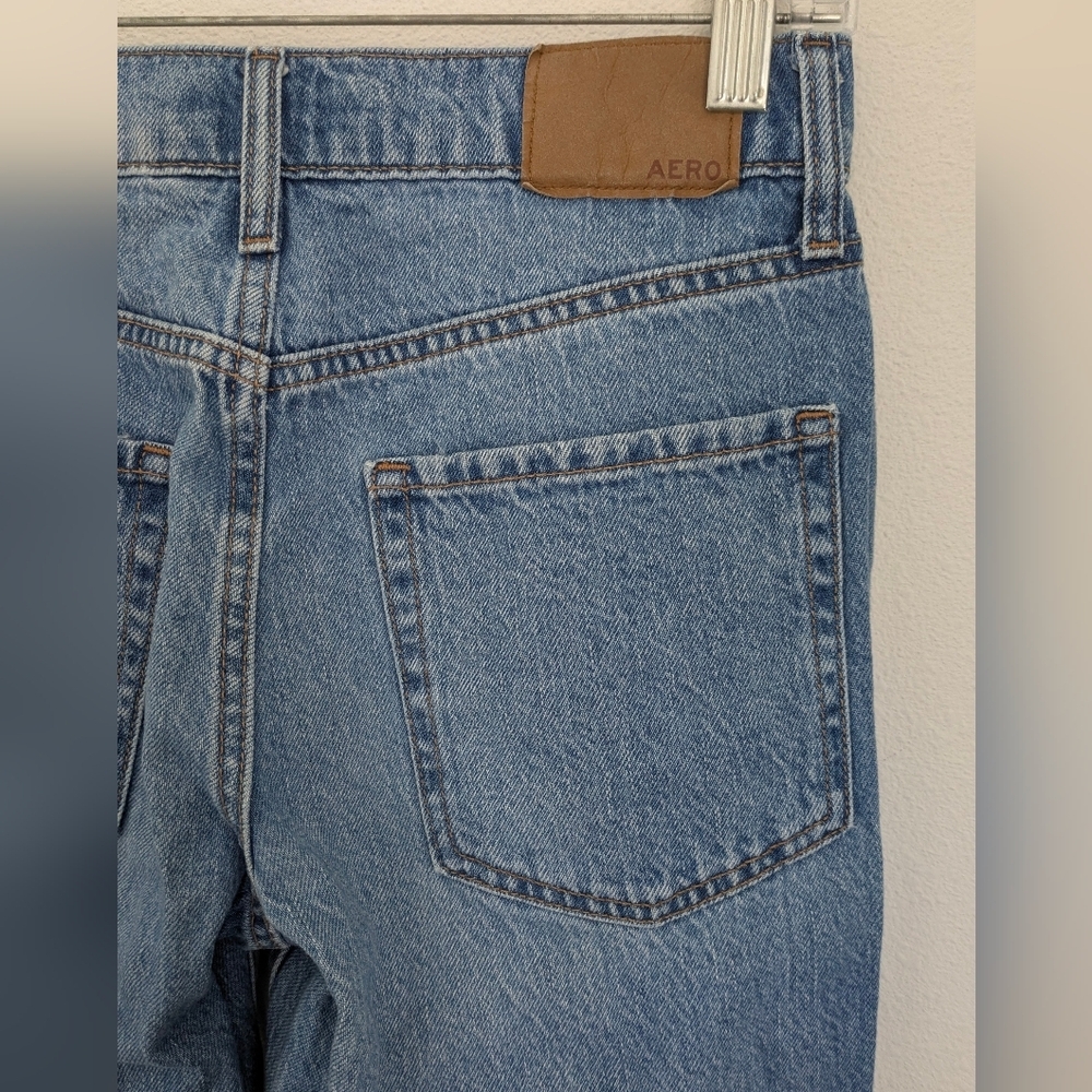 Aeropostale Jeans Women’s Size 2 Mom Jean Distressed Blue Denim - Picture 5 of 15